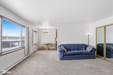 Living - 261 Mccarrey St # 16B, Anchorage, AK 99508 photo 2 of 4
