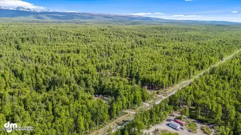 View/Area - 6151 E Road Way, Willow, AK 99688 photo 2 of 10