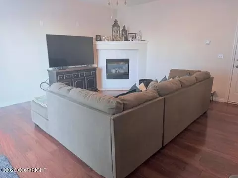 Living - 16603 Baird Cir, Eagle River, AK 99577 photo 3 of 5