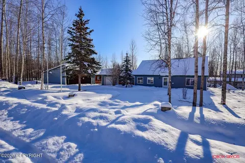 12086 W Leprechaun Dr, Houston, AK 99694