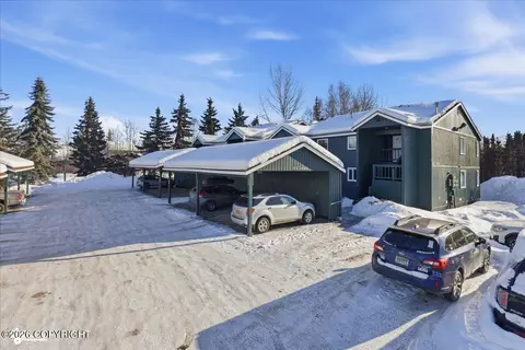 10229 Jamestown Dr # 605, Anchorage, AK 99507