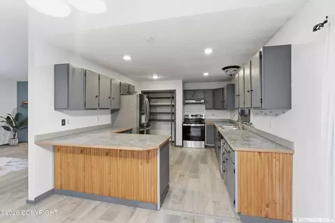 Kitchen - 9656 Etolin Cir, Eagle River, AK 99577 photo 1 of 5