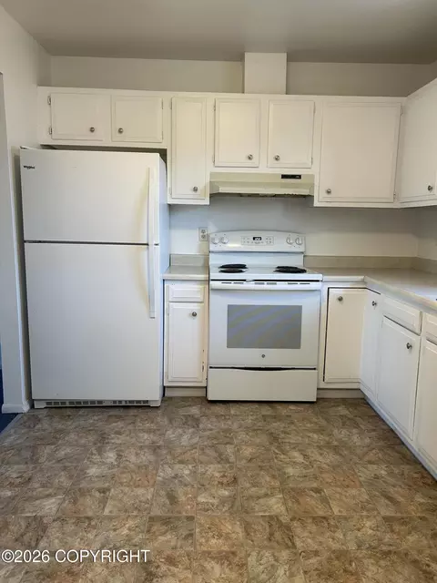 Kitchen - 3911 E 7th Ave, Anchorage, AK 99508 photo 1 of 4