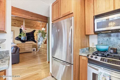 Kitchen - 19110 War Admiral Rd, Eagle River, AK 99577 photo 4 of 4