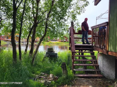 45543 Porter Rd, Kenai, AK 99611