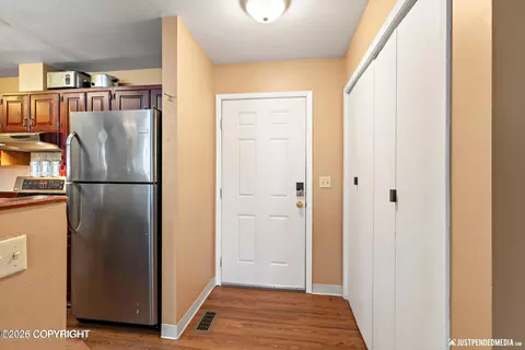8641 Blackberry St # 19B, Anchorage, AK 99502