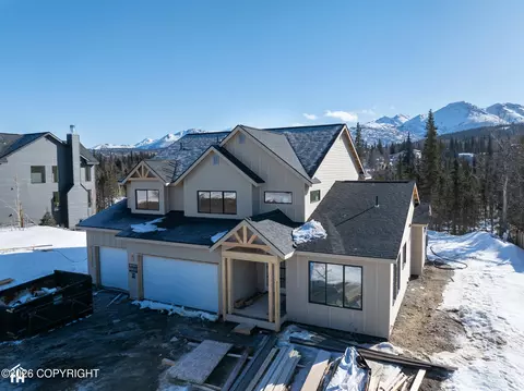 14351 Equestrian Cir, Anchorage, AK 99516