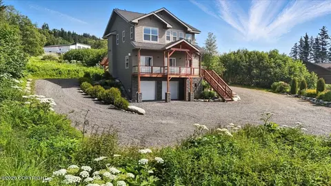3866 Cabana Ct, Homer, AK 99603