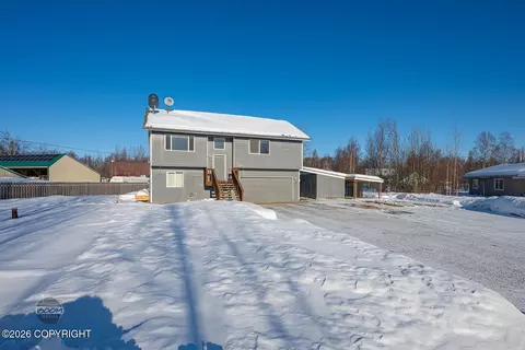 14991 W Marten Ave, Big Lake, AK 99652