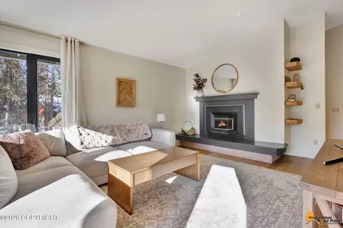 Living - 5005 E 98th Ave, Anchorage, AK 99507 photo 4 of 5