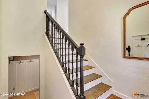 Entry Way - 5005 E 98th Ave, Anchorage, AK 99507 photo 1 of 8
