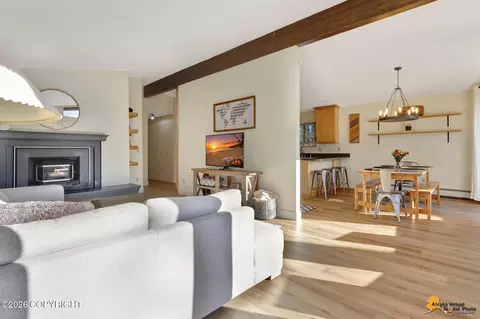 Living - 5005 E 98th Ave, Anchorage, AK 99507 photo 3 of 5