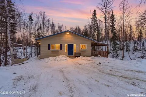 8325 W Bluebird Dr, Wasilla, AK 99623