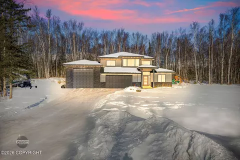 6425 E Brainard Cir, Wasilla, AK 99654