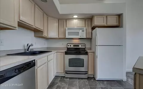10282 Jamestown Dr # 5A, Anchorage, AK 99507