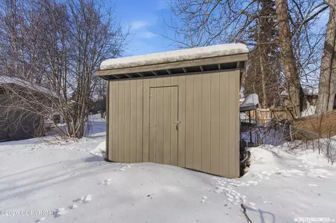 4603 E 8th Ave, Anchorage, AK 99508 photo 37