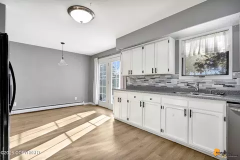 Kitchen - 1548 Cara Loop # 5B, Anchorage, AK 99515 photo 3 of 3