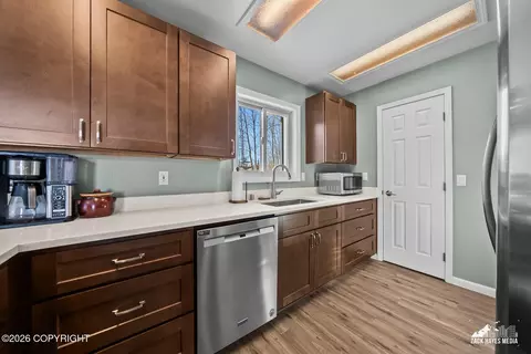 17612 Rachel Cir, Eagle River, AK 99577 photo 24