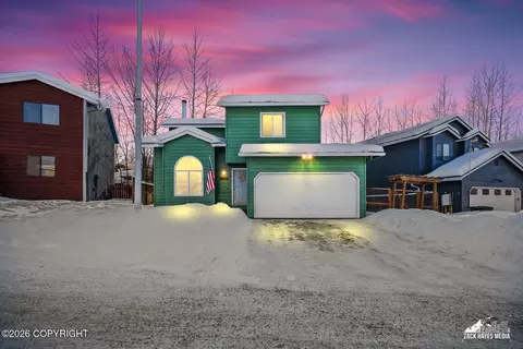 17612 Rachel Cir, Eagle River, AK 99577