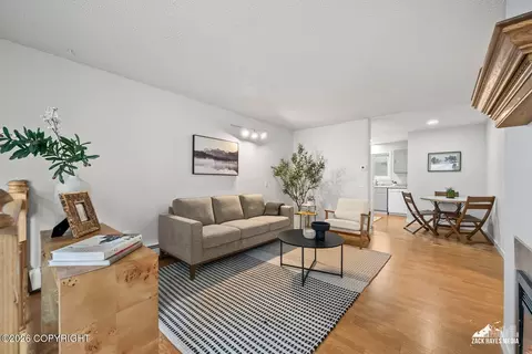943 E 12th Ave # 3, Anchorage, AK 99501