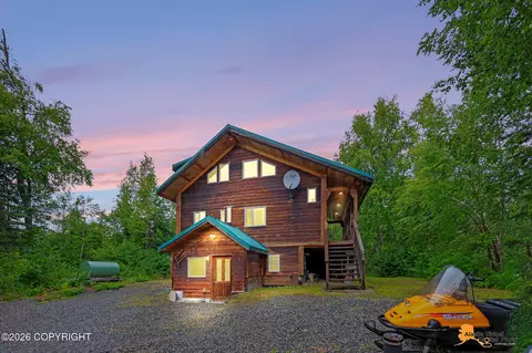22223 S Jefferson St, Talkeetna, AK 99676