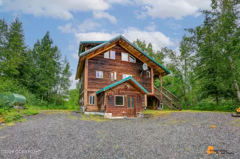 22223 S Jefferson St, Talkeetna, AK 99676