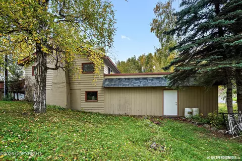 Exterior - 12121 Horseshoe Dr, Eagle River, AK 99577 photo 5 of 8