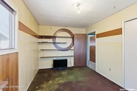 Bedroom - 12121 Horseshoe Dr, Eagle River, AK 99577 photo 7 of 7