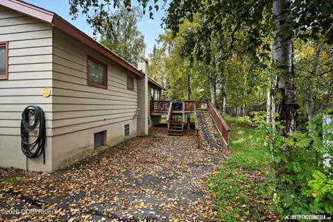 Exterior - 12121 Horseshoe Dr, Eagle River, AK 99577 photo 8 of 8