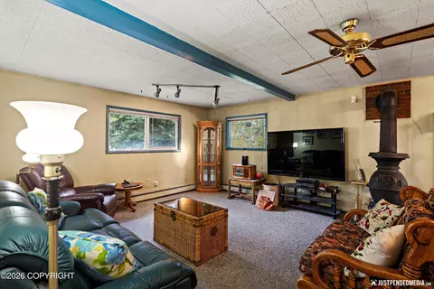 Living - 12121 Horseshoe Dr, Eagle River, AK 99577 photo 2 of 2