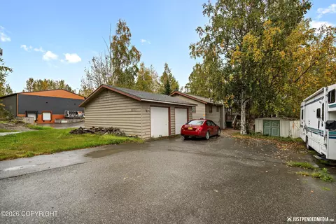 Exterior - 12121 Horseshoe Dr, Eagle River, AK 99577 photo 2 of 8