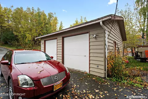 Exterior - 12121 Horseshoe Dr, Eagle River, AK 99577 photo 3 of 8