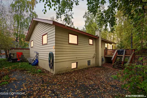 Exterior - 12121 Horseshoe Dr, Eagle River, AK 99577 photo 6 of 8