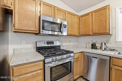 16734 Riddell Cir, Eagle River, AK 99577 photo 12
