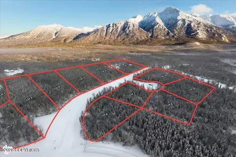 17245 E Mountain Vista Dr, Palmer, AK 99645