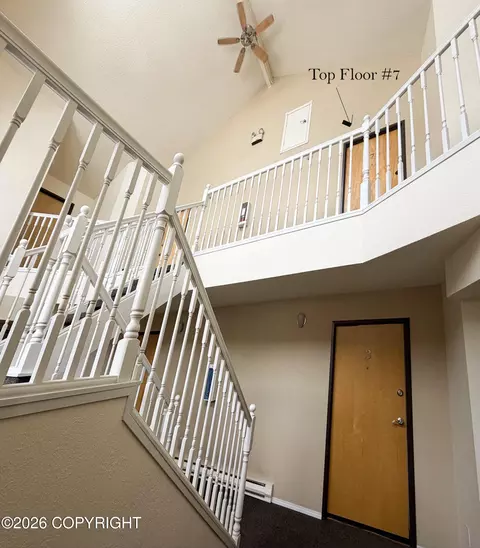 Entry Way - 3929 E Turnagain Blvd # 7, Anchorage, AK 99517 photo 1 of 2
