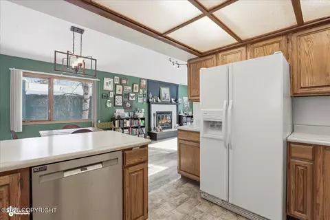Kitchen - 9607 St George Cir, Eagle River, AK 99577 photo 2 of 2