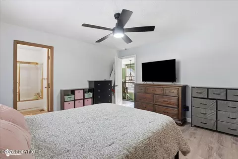 Bedroom - 9607 St George Cir, Eagle River, AK 99577 photo 3 of 4