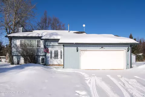 117 Wooded Glen Ct, Kenai, AK 99611