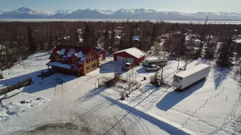 8668 W Grebe Ct, Wasilla, AK 99623