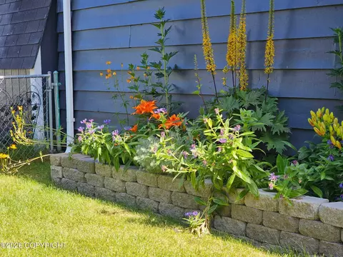 Exterior - 7515 E 20th Ave, Anchorage, AK 99504 photo 18 of 18