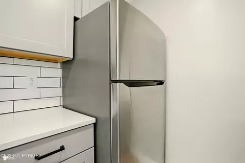 Kitchen - 7515 E 20th Ave, Anchorage, AK 99504 photo 3 of 5