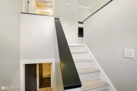 Entry Way - 7515 E 20th Ave, Anchorage, AK 99504 photo 2 of 5