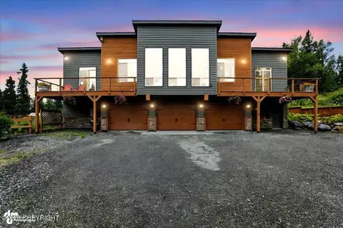 14310 Pickett St, Anchorage, AK 99516