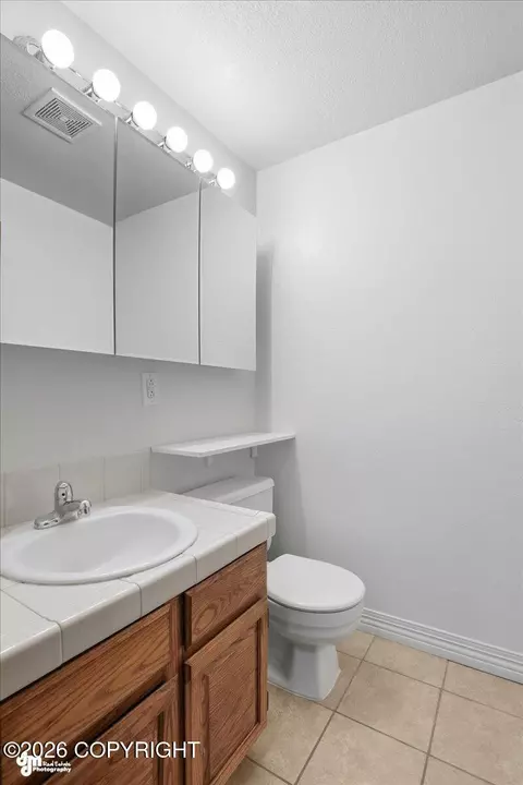 Bath - 1441 E 17th Ave # 9, Anchorage, AK 99501 photo 2 of 2