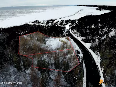 4930 Potter Valley Rd, Anchorage, AK 99516