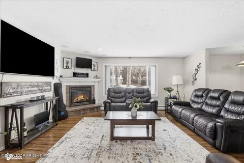 17723 Chilkat Ct, Eagle River, AK 99577