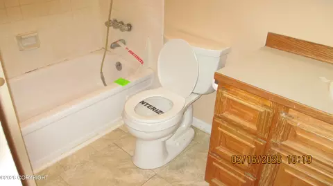 Bath - 1801 Greendale Dr, Anchorage, AK 99504 photo 4 of 4