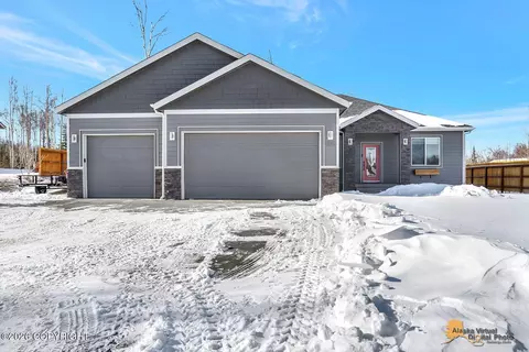 1870 S Berlin Rose St, Wasilla, AK 99623