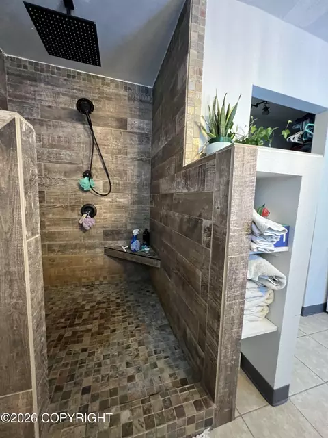 Bath - 9841 E Ortner Loop, Palmer, AK 99645 photo 2 of 3